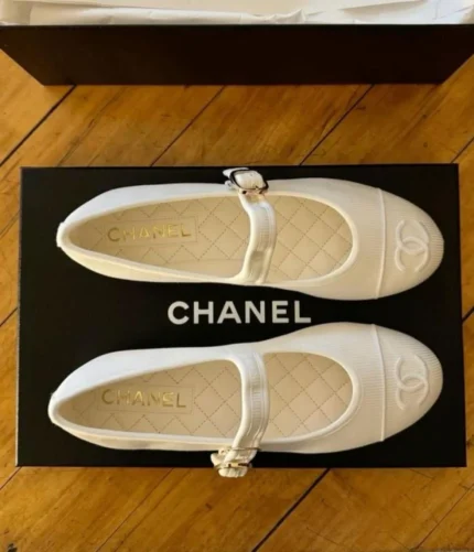 حذاء chanel 